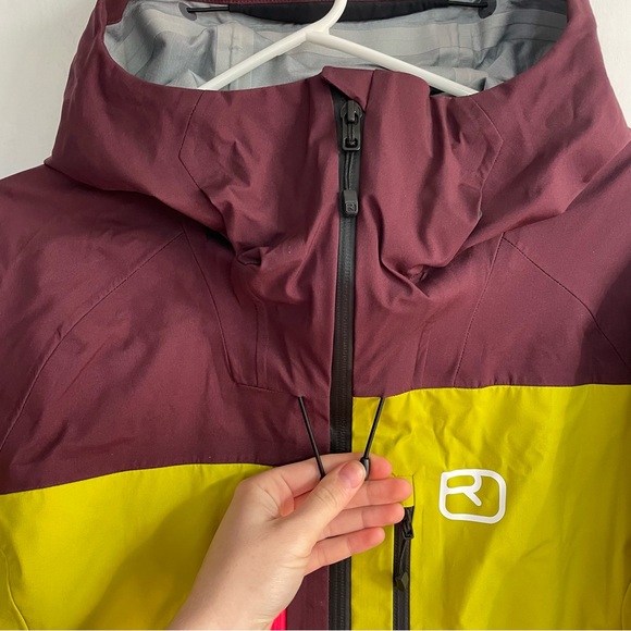 NWT Ortovox Women 3L Gaurdian Shell Jacket Dark Wine Green Outdoors Merino L - Picture 9 of 15